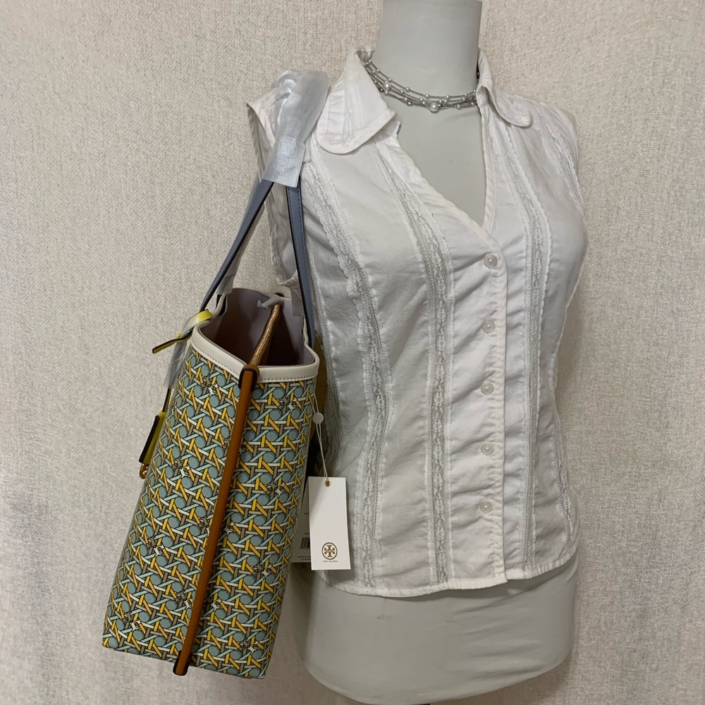 Tory Burch Perry Triple Compartment Northern Blue Basket Weave Large Tote Bag - Picture 4 of 15